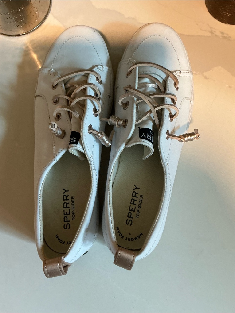 Sperry Women’s White Crest Vibe LeatherCasual Lace-Up Sneakers with Gold Accents
